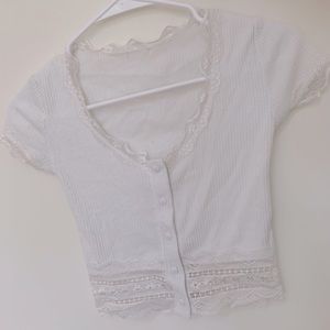 White Button-up Tee🤍